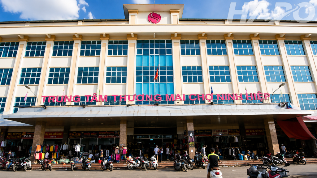 Nguồn sỉ mắt kính Quảng Châu uy tín cho shop thời trang Nhập hàng tại chợ Ninh Hiệp trong nước